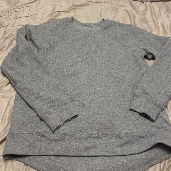 Lululemon Catch A Moment Crew - Picture 2 of 2